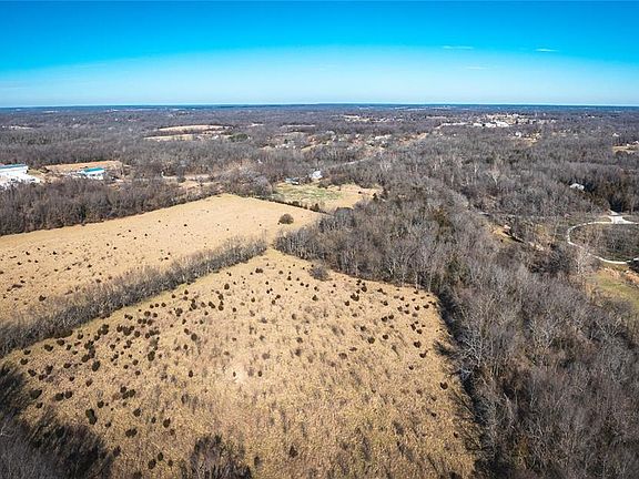 2nd image of 4260 N State Highway H