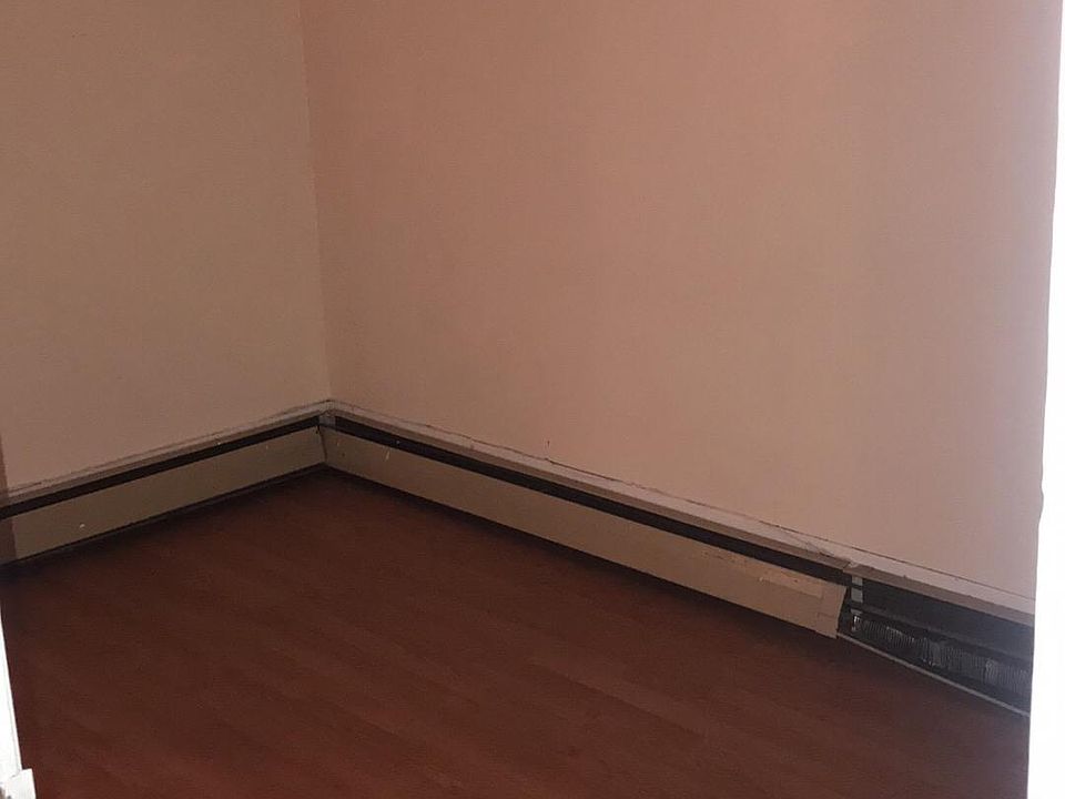 1st image of 77 Elmer Ave