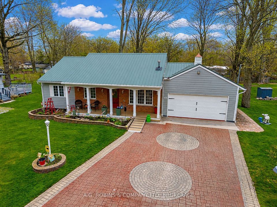 1st image of 633 Wyldewood Rd