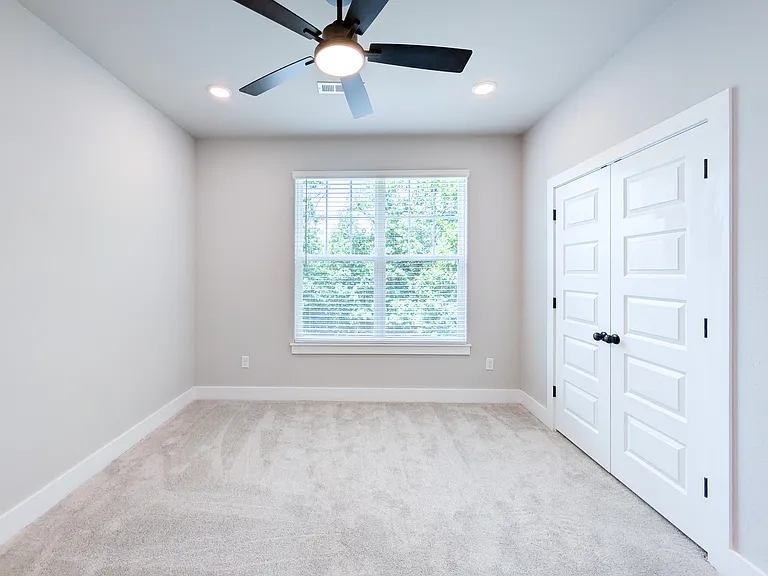 4 McHugh Ln — Photo 23