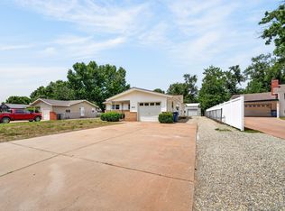 610 E Elaine Ave, Clearwater, KS 67026