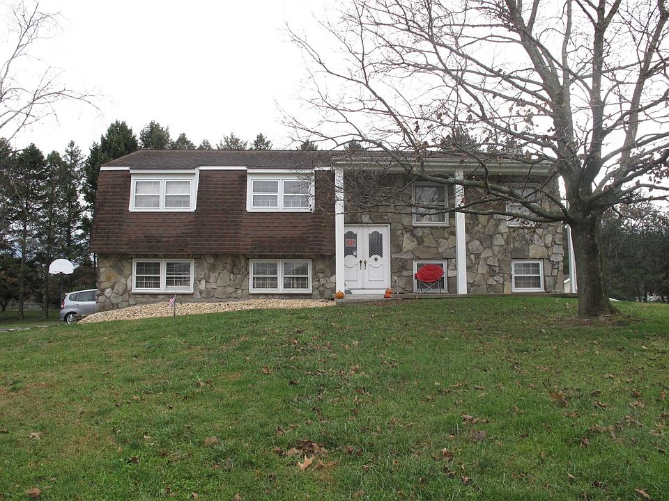 1st image of 406 Vineyard Ave