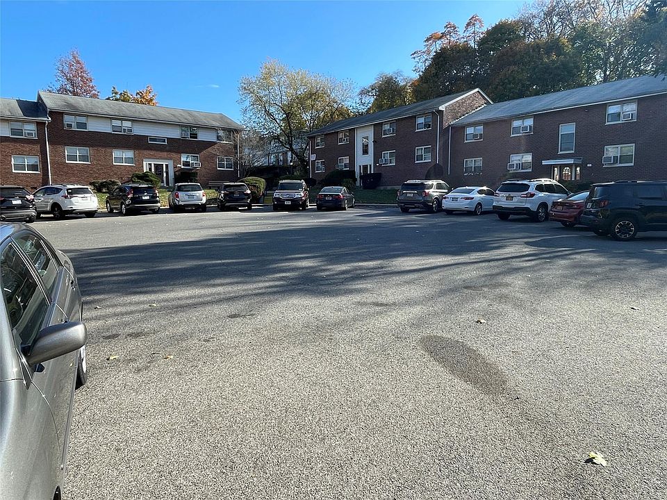 1st image of 10 Cascade Terrace #2E