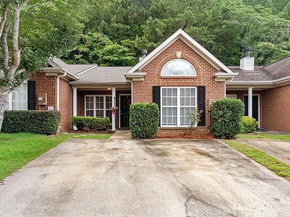 2nd image of 178 Hayesbury Ct