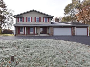 S29W29993 S Bethesda Cir, Waukesha, WI 53188