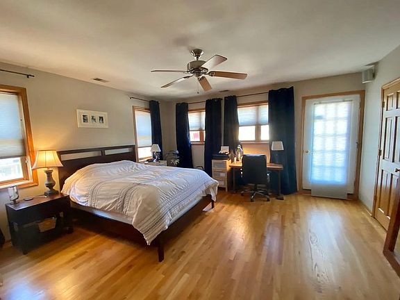 4th image of 324 W Evergreen Ave APT 3W