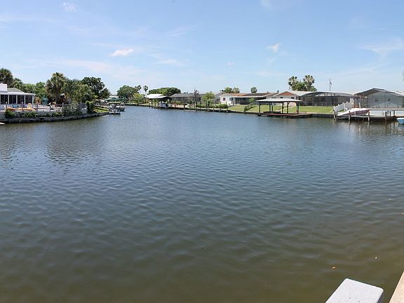 2nd image of 1645 Sykes Creek Dr