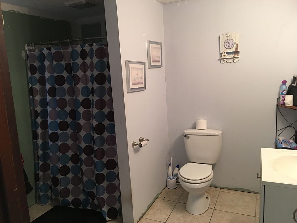 2nd image of 9 Goodrich St