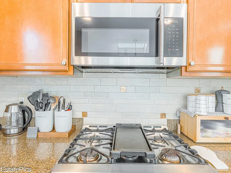 26168 Fieldstone Dr #100 — Photo 20