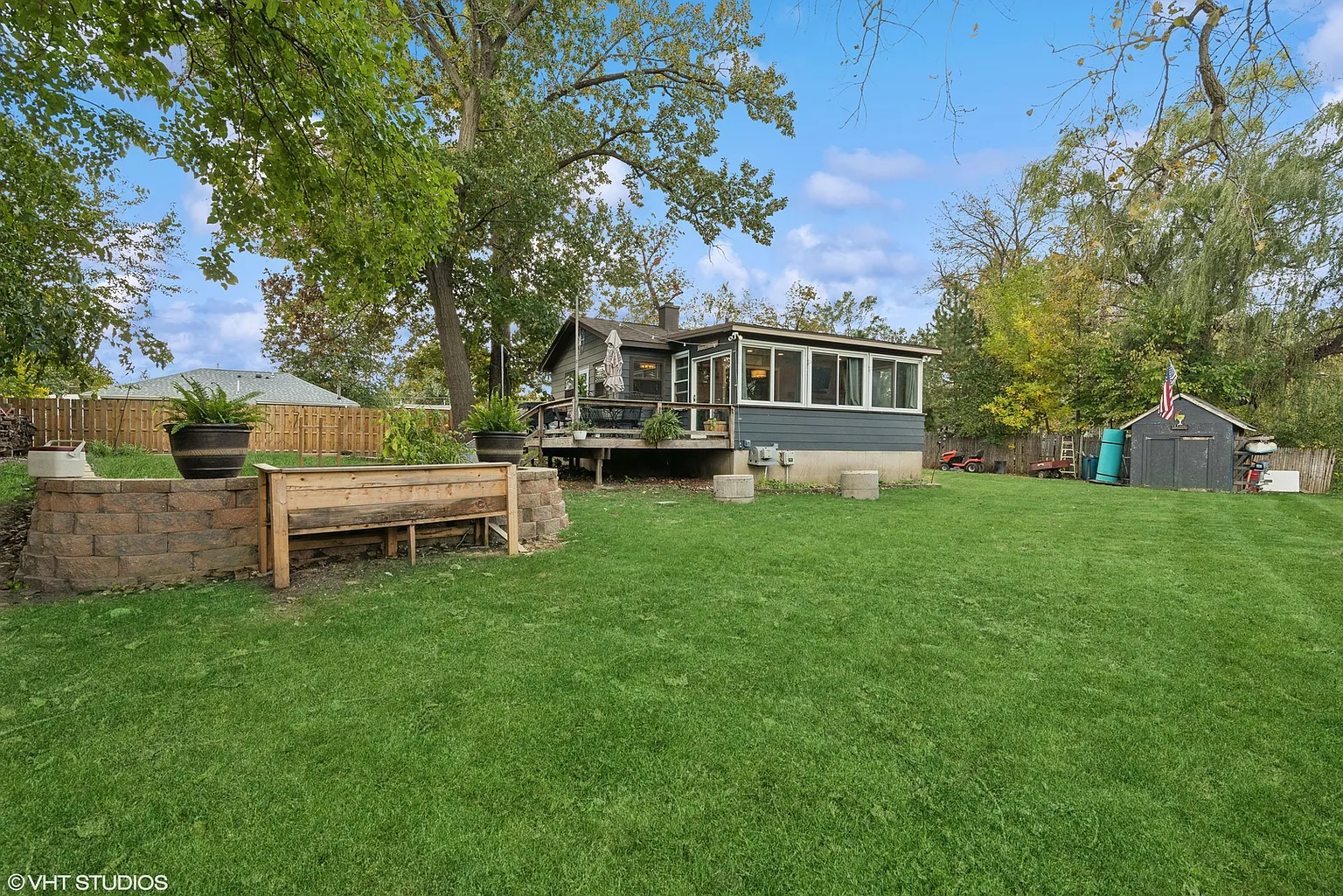 26124 W Riverview Pl photo 1