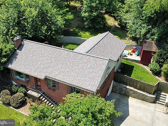 2nd image of 7327 Allan Ave