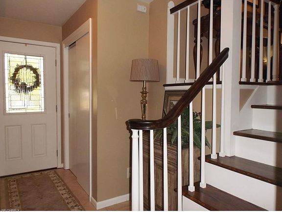 3rd image of 2622 Algonquin Dr