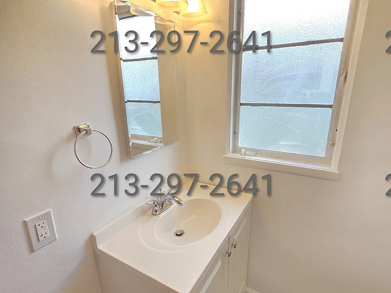 5527 Whitsett Ave #5521-D — Photo 12