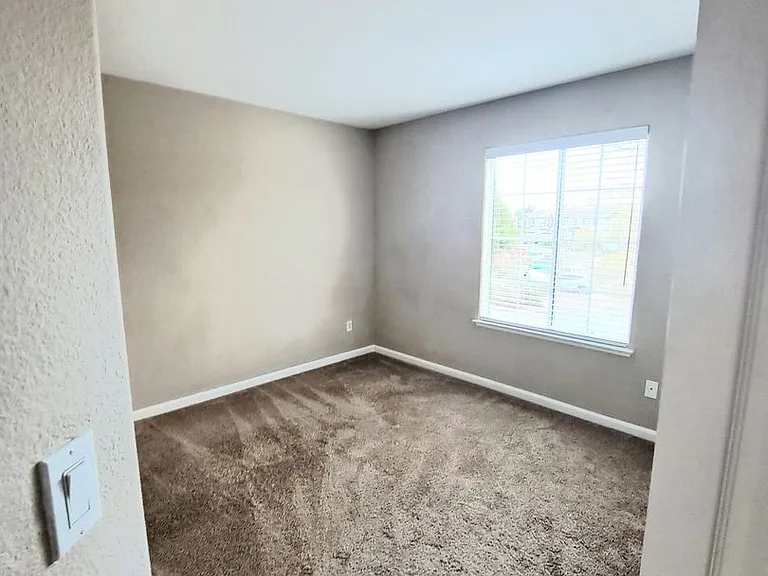5090 Napa Shore Dr — Photo 30
