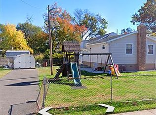 214 Wilfred Ave, Hamilton, NJ 08610