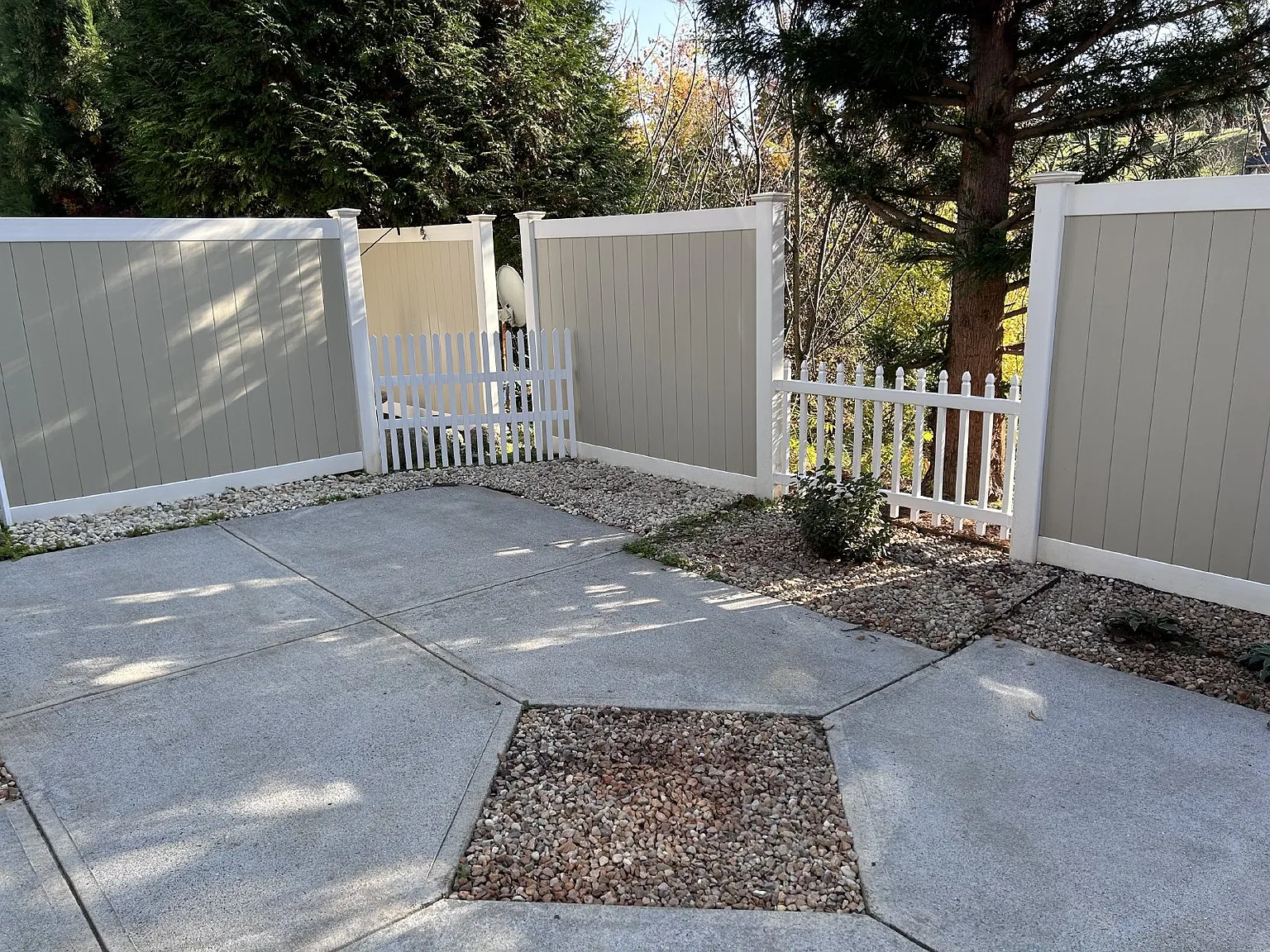 3 bed, 2.5 bath, 1784 sqft, $2,050 — Photo 4