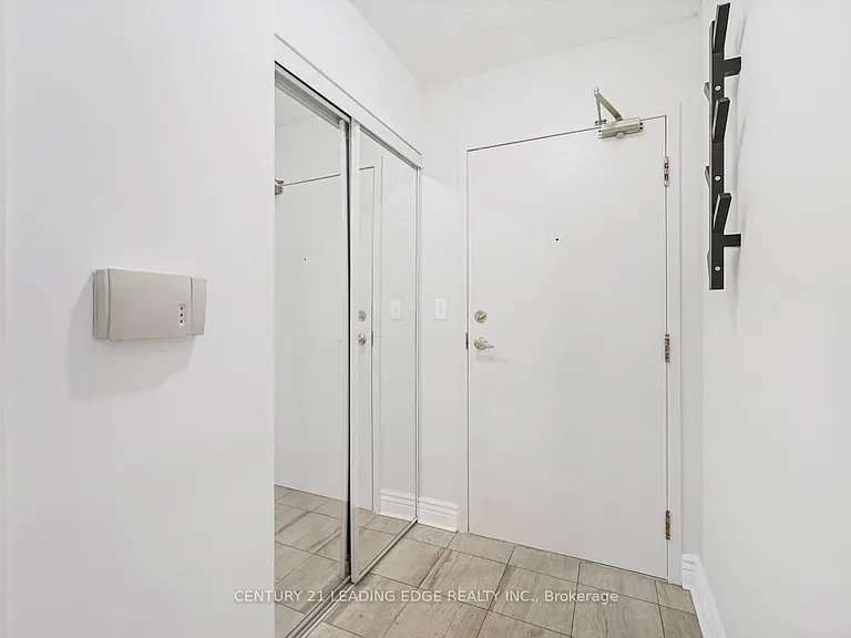 55 Harrison Garden Blvd #905 — Photo 15