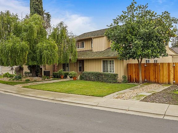 2nd image of 4302 Boulder Creek Cir