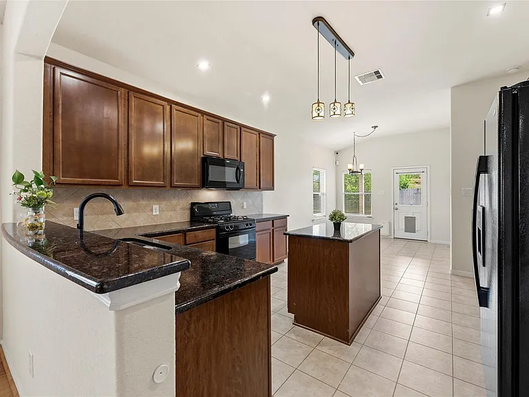 23827 S Newport Bnd — Photo 7