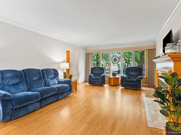 5th image of 9544 S Avers Ave