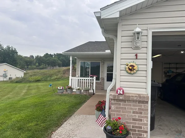 1120 Meadow View Ct Unit 1, Sioux City, IA 51106