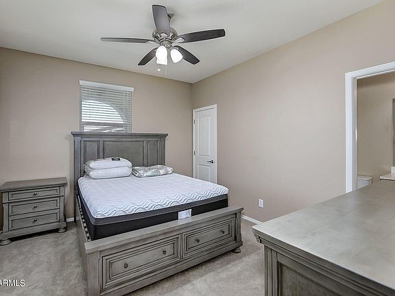 5th image of 22475 E Munoz St