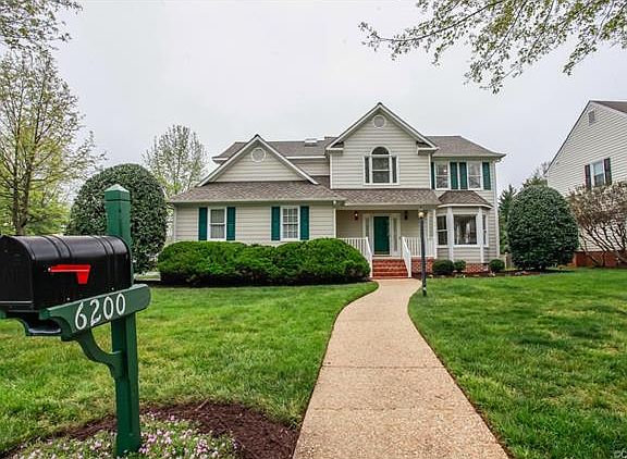 2nd image of 6200 Manor Park Ct