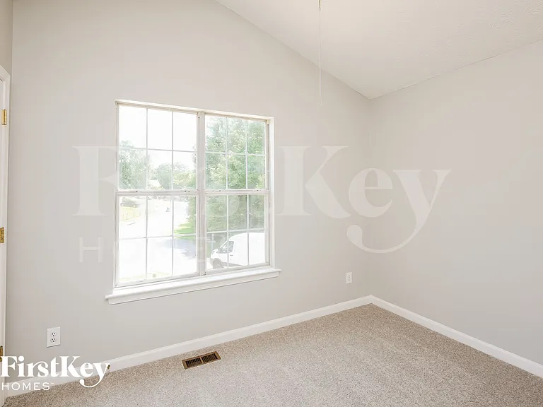 6029 Rose Ct — Photo 14