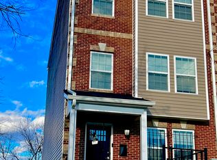 4906 D St SE, Washington, DC 20019