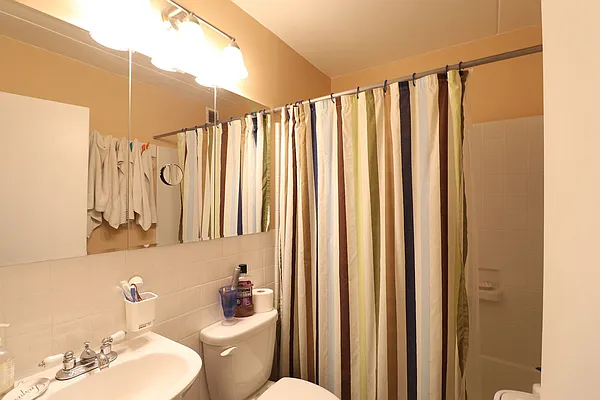 Rented by Nest Seekers International | media 5