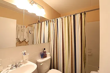 Rented by Nest Seekers International