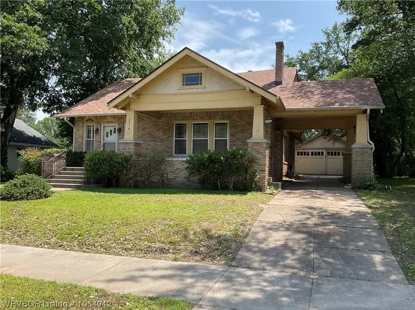 2014 S M St, Fort Smith, AR 72901