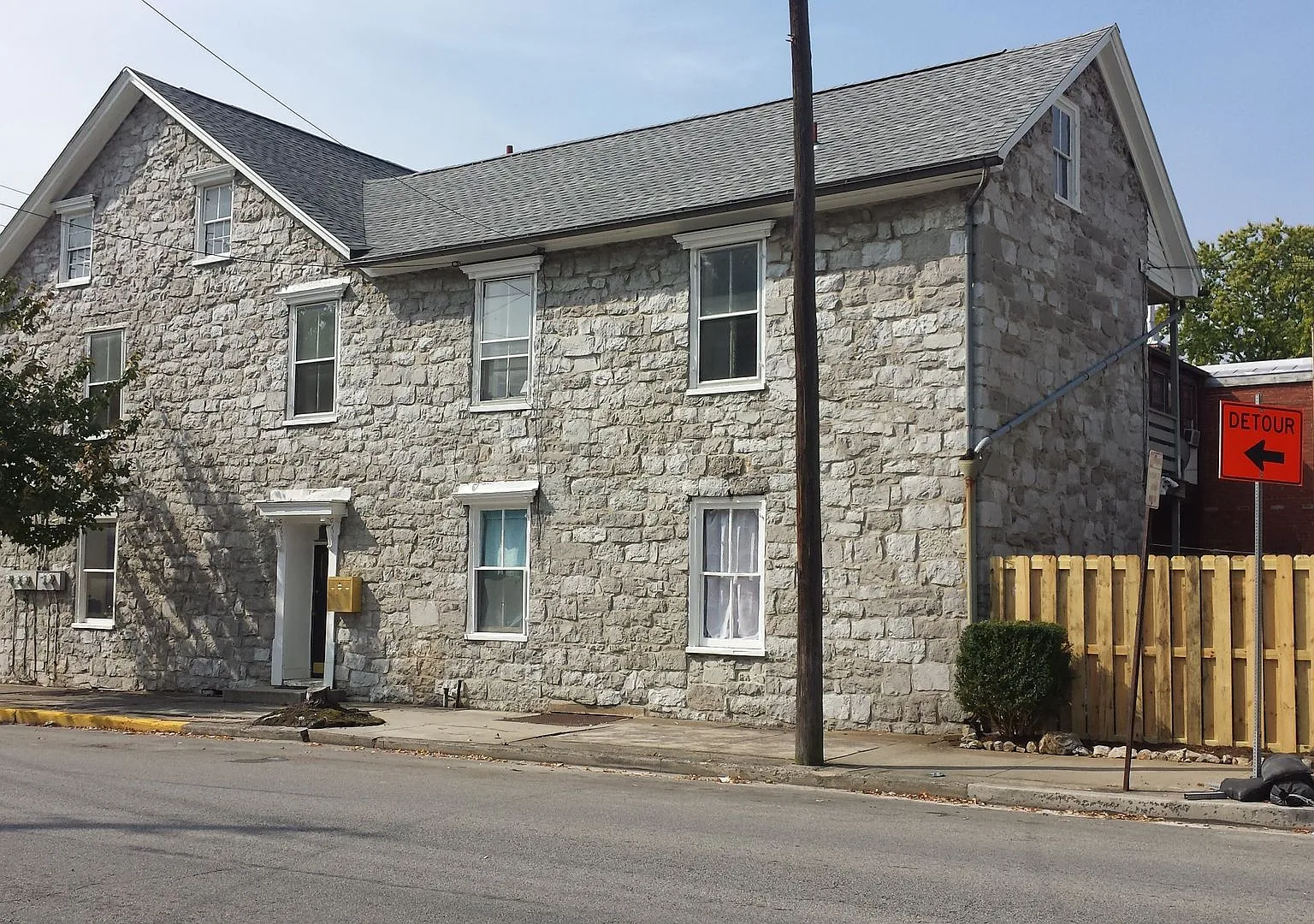 102 N Bedford St, Carlisle, PA 17013 — Photo 3