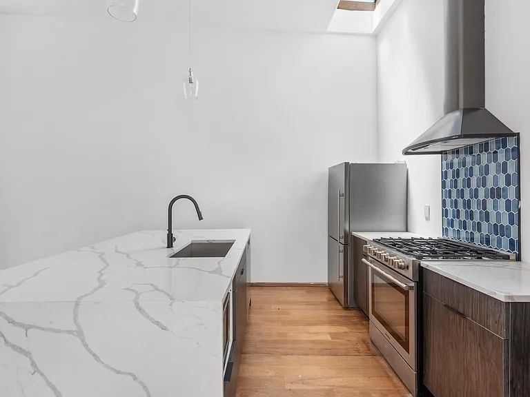 257 Bleecker St #3 — Photo 6