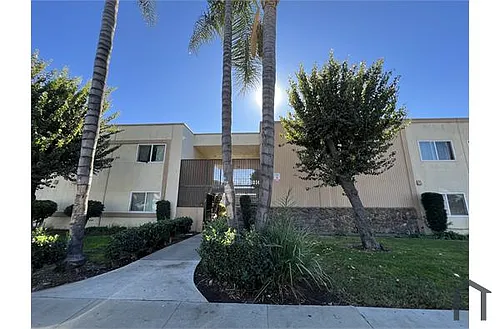 1054 E Pasadena St Photo 1