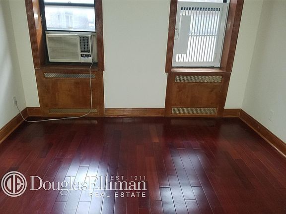 3rd image of 150 W 21st St APT 4B