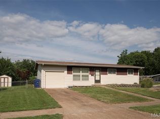 475 Moule Dr, Florissant, MO