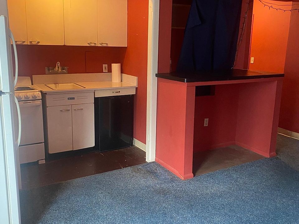 1st image of 320 Bawden St APT 718