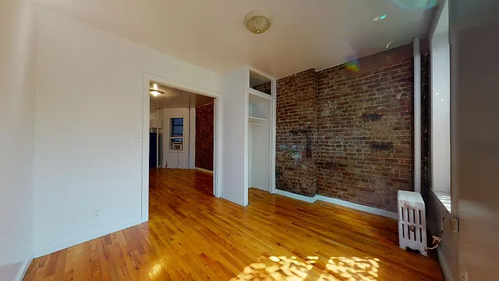 Rented by Bond New York | media 9