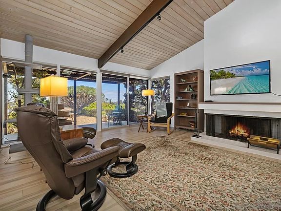 4th image of 2512 San Joaquin Ct