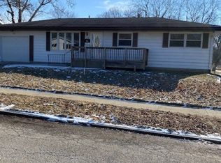 29 Brookwood Dr, Normal, IL 61761