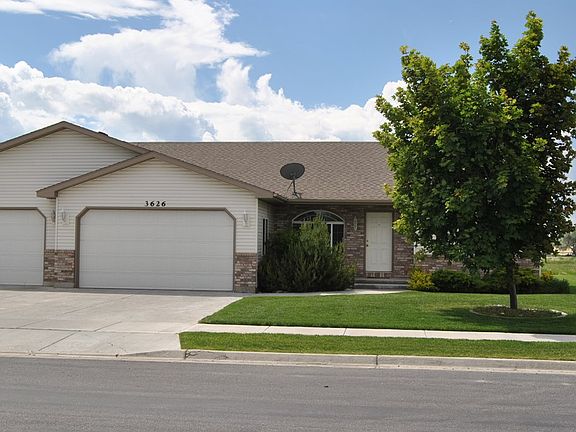 2nd image of 3626 E Briar Creek Ln