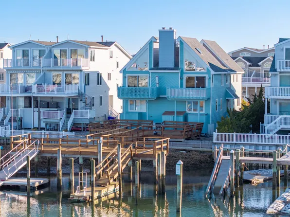 383 39th St #W, Avalon, NJ 08202