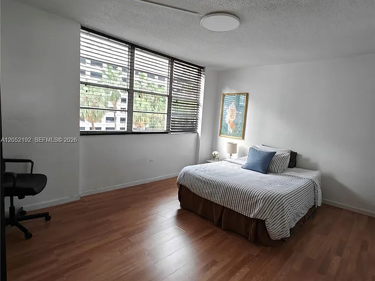 825 Brickell Bay Dr #350 — Photo 49