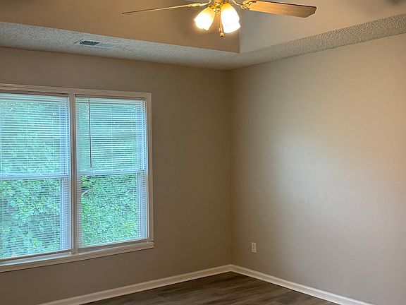 5th image of 2505 Planters Cove Cir