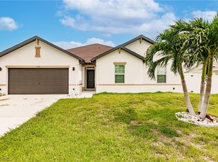135 SW 31st St, Cape Coral, FL 33914
