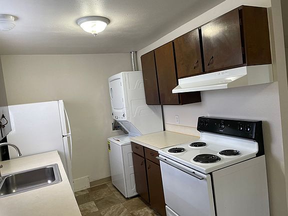 2nd image of 5615 Highway Pl APT 225
