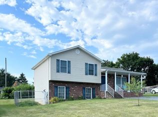 143 Wanda Mae Ct, Inwood, WV 25428