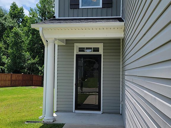 Covered entryway