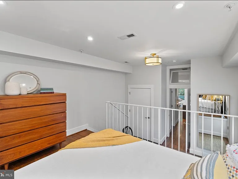 426 M St NW #D — Photo 14